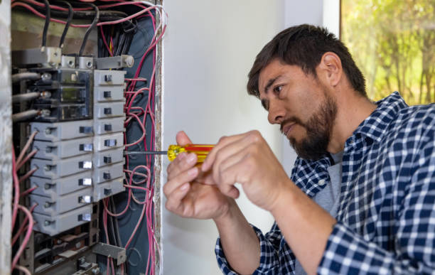 Best Circuit Breaker Installation and Repair  in Cambridge, IL